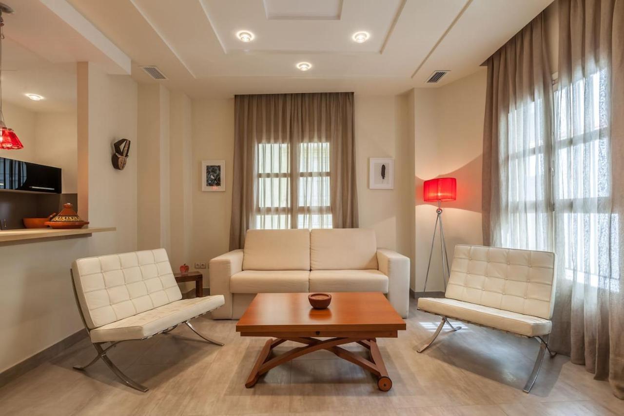 Apartamento Con Encanto En El Barrio De Santa Cruz Seville Luaran gambar