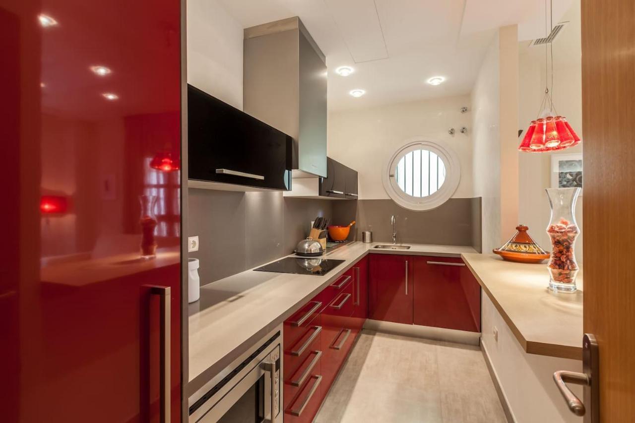 Apartamento Con Encanto En El Barrio De Santa Cruz Seville Luaran gambar
